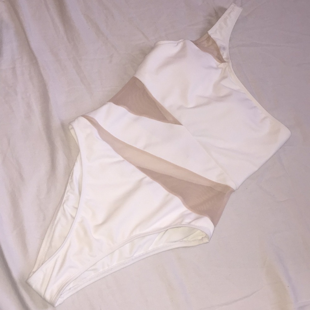 Forever 21 one piece swimsuit